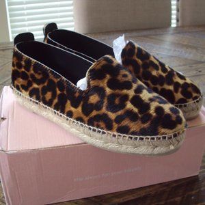NEW IN BOX MANEBI CALF HAIR LEOPARD FLATS 7B